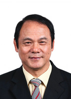 目前任江苏省人民医院神经外科研究室主任，从事脑胶质瘤发生发展机制及治疗方法的临床和基础研究多年。